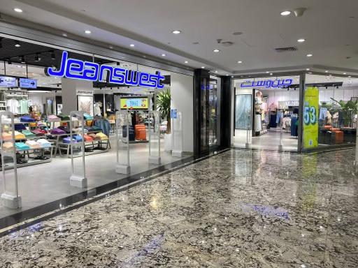 عکس پوشاک جین وست