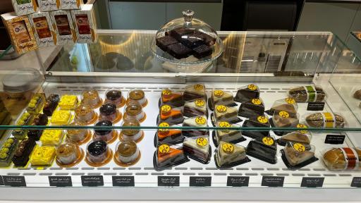 عکس کافه ویونا (لبخند)