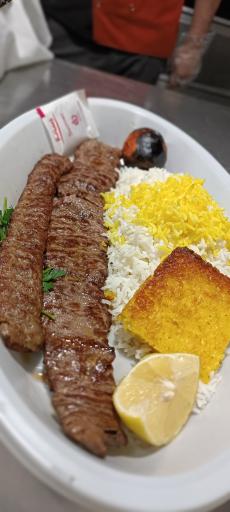 عکس تهیه غذای عارفی