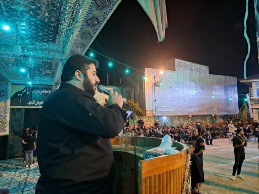 عکس حسینیه پیر علم لاریم