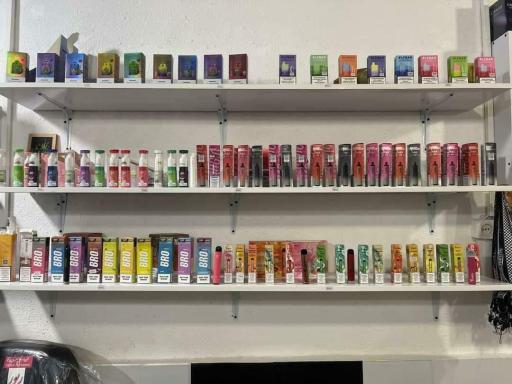 عکس فروشگاه دخانیات نور ویپ