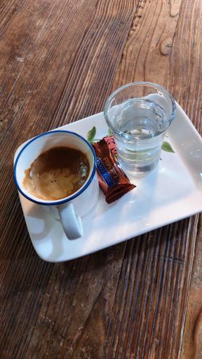 عکس کافه قهوه کیان