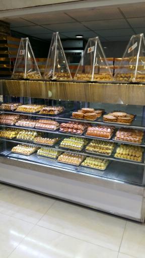 عکس شیرینی پانیذ طلایی