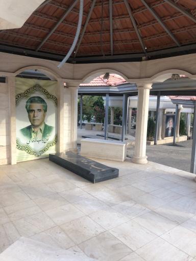 عکس آرامگاه خانوادگی قاسمی