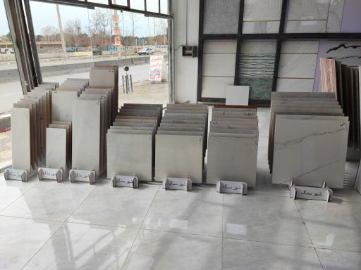 عکس شهر سنگ و آجر