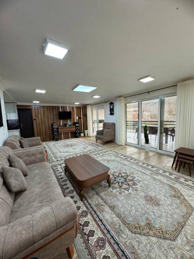 عکس اقامتگاه شِبره