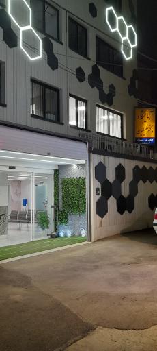 عکس آزمایشگاه پیشرو دکتر خلیلیان