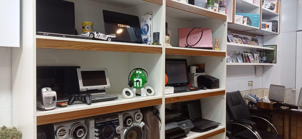 عکس فروشگاه رایانه برتر