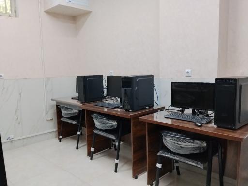 عکس آموزشگاه کامپیوتر کهکشان علم 