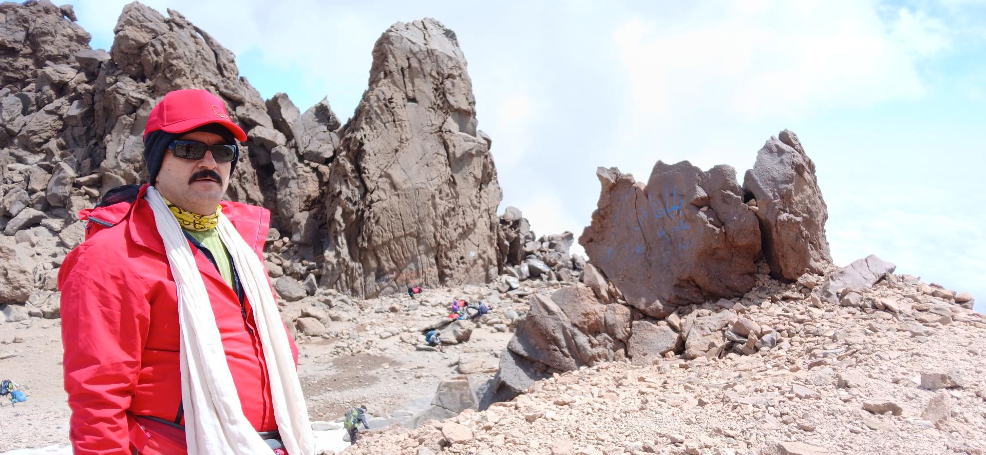 عکس سنگ محراب قله سبلان