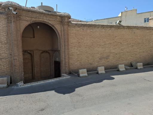 هتل سنتی ارغوان