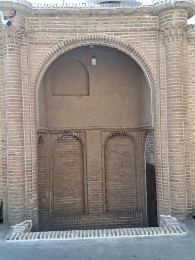 هتل سنتی ارغوان