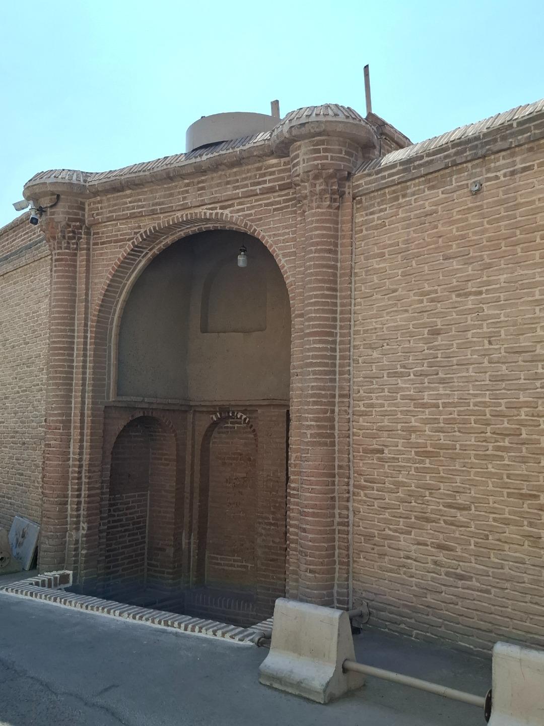 عکس هتل سنتی ارغوان