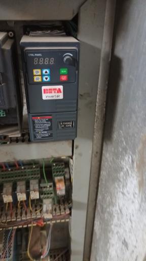 عکس تعمیرات برق و تابلو برق صنعتی در شرکت مهندسی برق آزما سیف 