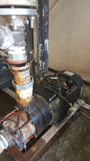 عکس تعمیرات برق و تابلو برق صنعتی در شرکت مهندسی برق آزما سیف 