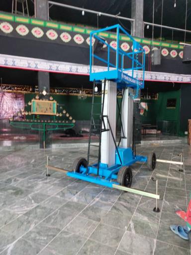 عکس تعمیرات برق و تابلو برق صنعتی در شرکت مهندسی برق آزما سیف 