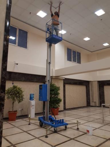 عکس تعمیرات برق و تابلو برق صنعتی در شرکت مهندسی برق آزما سیف 