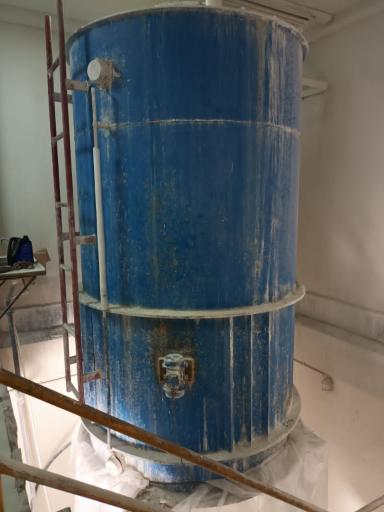 عکس تعمیرات برق و تابلو برق صنعتی در شرکت مهندسی برق آزما سیف 