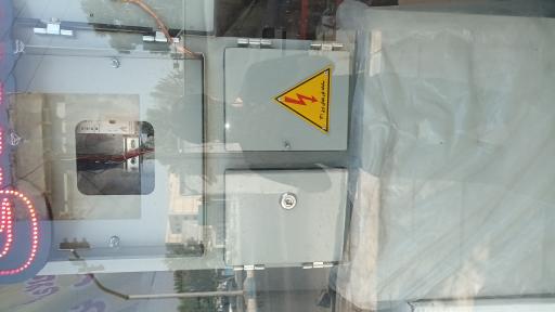 عکس تعمیرات برق و تابلو برق صنعتی در شرکت مهندسی برق آزما سیف 
