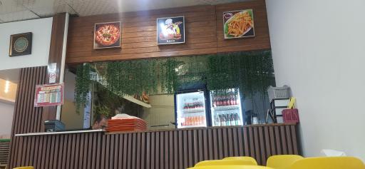 عکس پیتزا کاریز