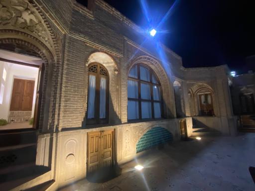 عکس هتل سنتی ارغوان