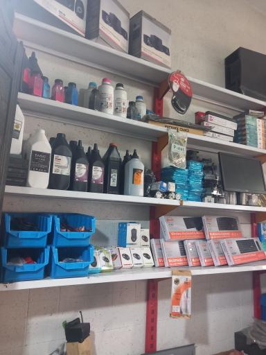 عکس کامپیوتر و ماشین‌های اداری محمودآبادی 