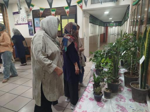 عکس فرهنگسرای کتاب