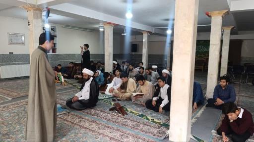 عکس مدرسه علمیه مکتب الوحی