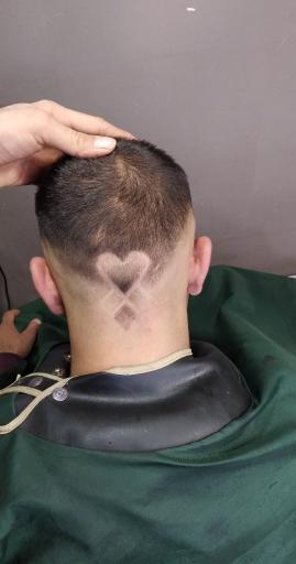 آرایشگاه امیر 