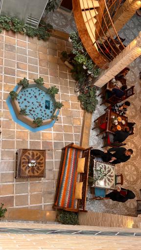 عکس هتل سنتی درباری