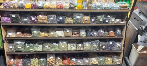 عکس عطاری شریعتی 