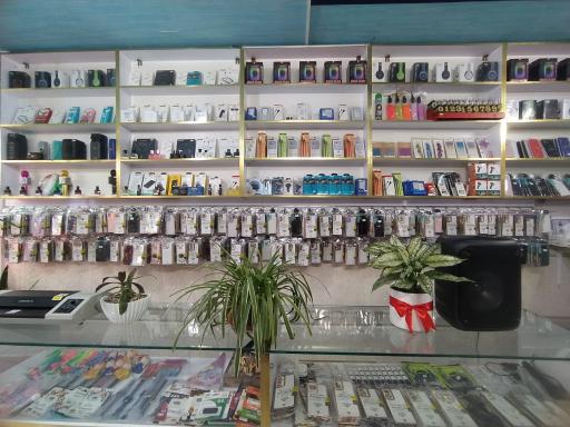 عکس محصولات فرهنگی و لوازم جانبی هیواد