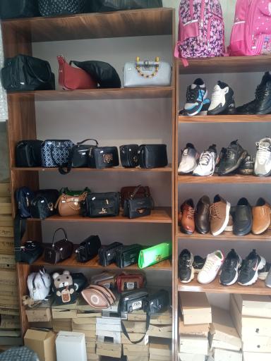 عکس ارزاسرای کیف و کفش سلنا