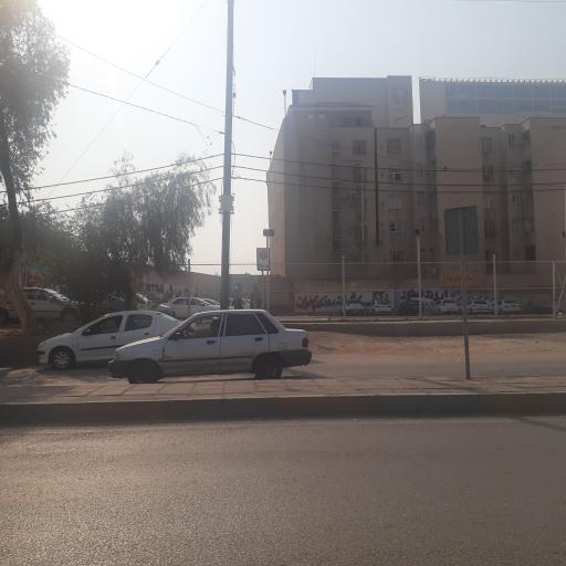 عکس پارکینگ عمومی پهلوان