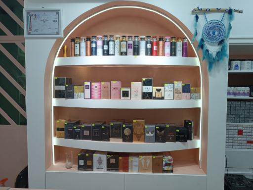 عکس فروشگاه آرایشی شیگلم