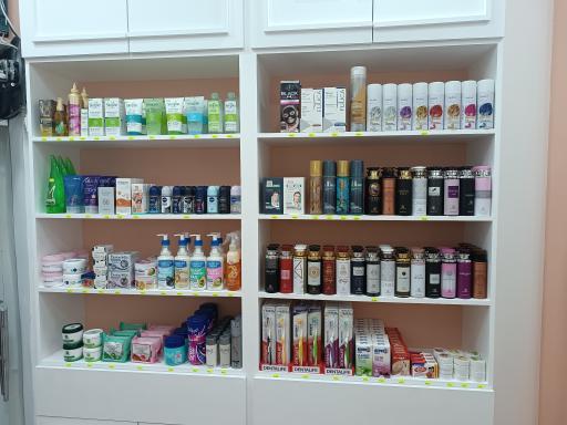 عکس فروشگاه آرایشی شیگلم