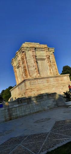 عکس موزه توس