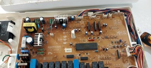 عکس خدمات فنی الکترونیک عارف (تعمیرات برد لوازم خانگی )
