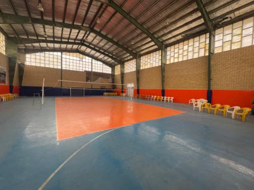 عکس سالن ورزشی