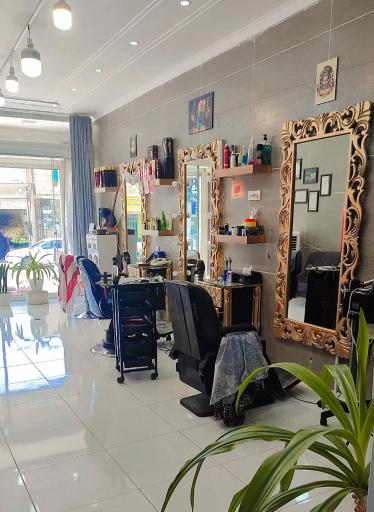 عکس پیرایش اُستا مسعود خان بزرگ 