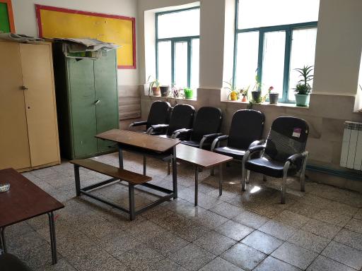 عکس مدرسه پسرانه کاشانی و دخترانه استقلال