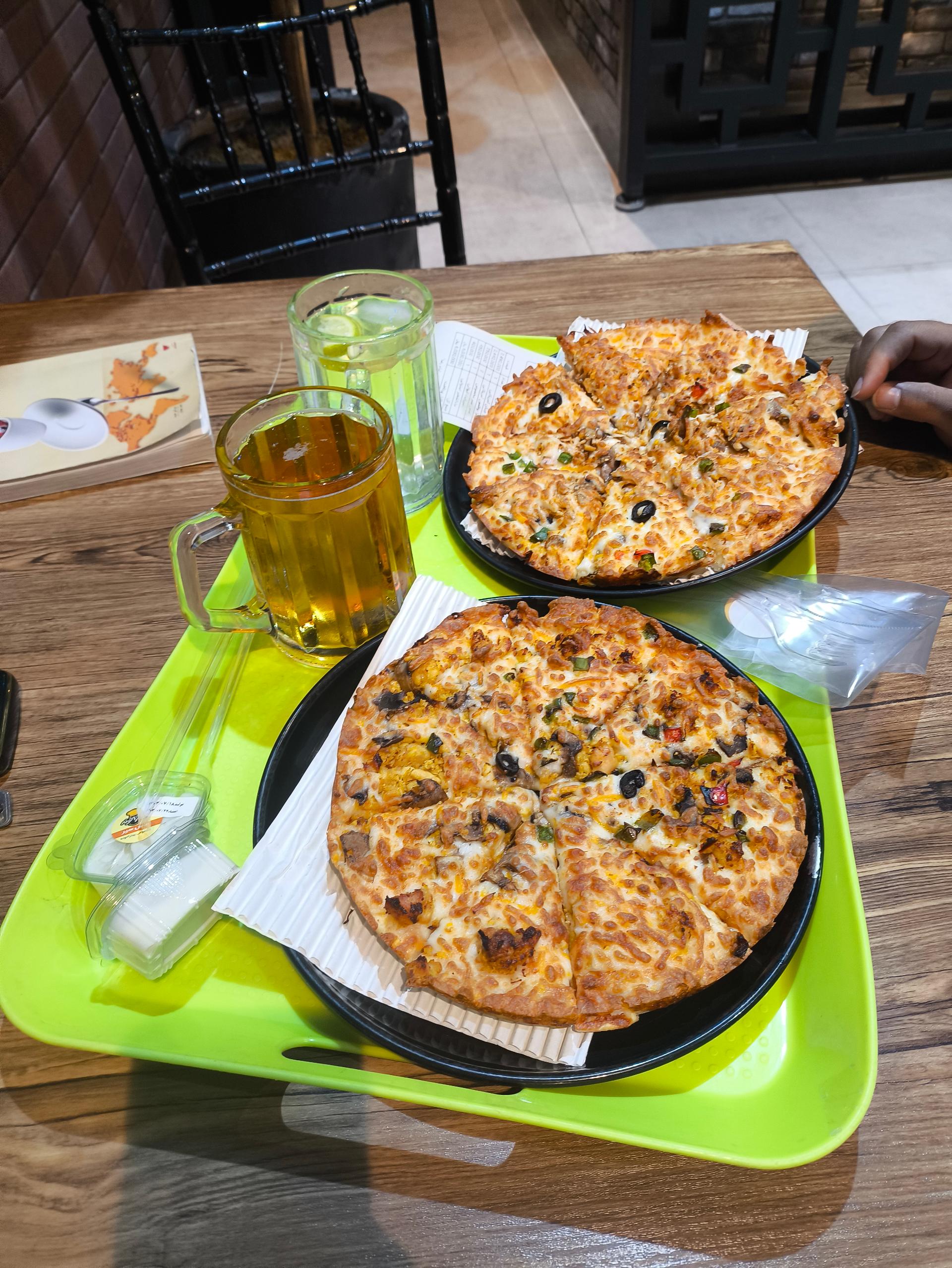 عکس فست فود پیتزاخونه شعبه امام رضا (ع) شعبه کوشش