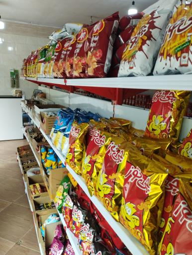 عکس فروشگاه مواد غذایی پدر