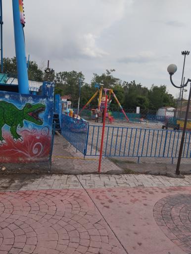 عکس شهربازی پارک جنگلی 