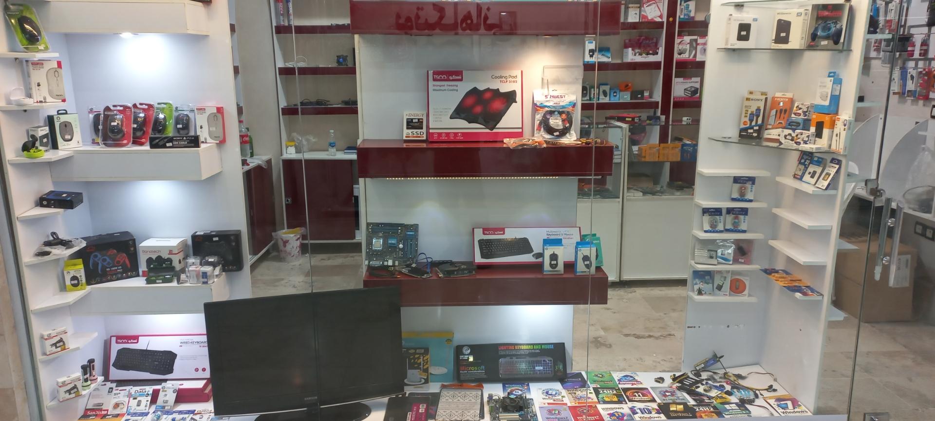 عکس تعمیرات کامپیوتر و لپ تاپ پارس (فردا سیستم شعبه۲)