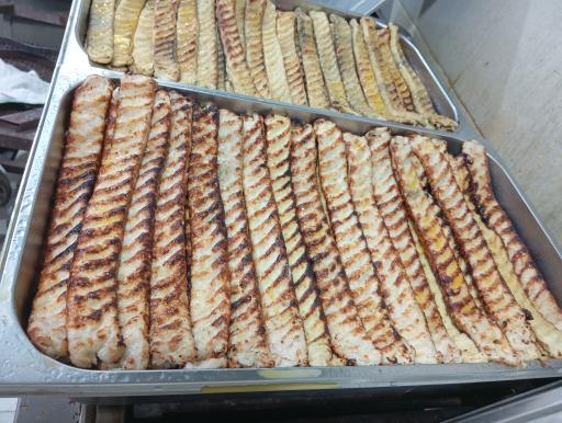 عکس رستوران سنتی و تهیه غذای حاج علی