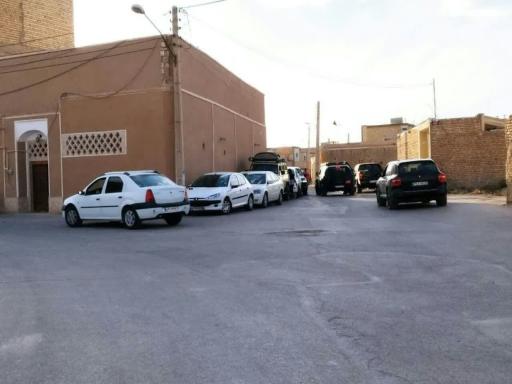 عکس اقامتگاه عمارت سنتی شاباز ورزنه 