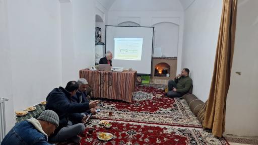 عکس اقامتگاه عمارت سنتی شاباز ورزنه 