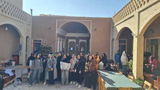 عکس اقامتگاه عمارت سنتی شاباز ورزنه 