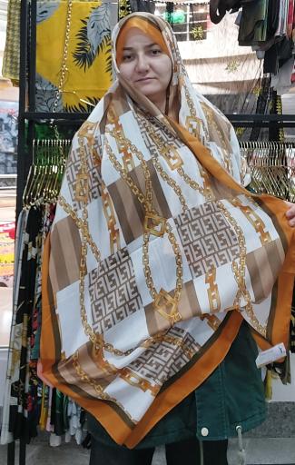 عکس گالری شال‌ و روسری شانی زاده